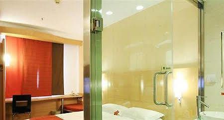 Aiweideng Hotel - Yuxi Kunming Esterno foto